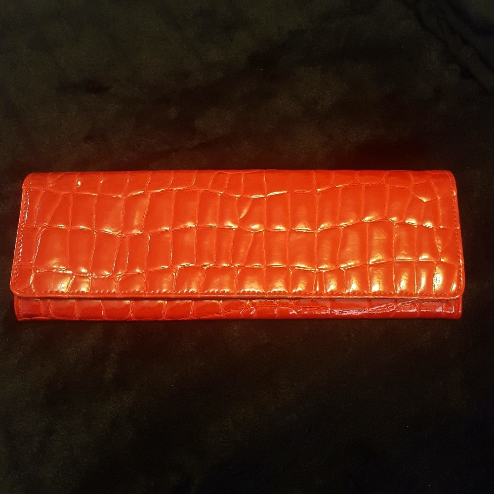 ☄️Rolphs clutch purse or wallet NWOT☄️